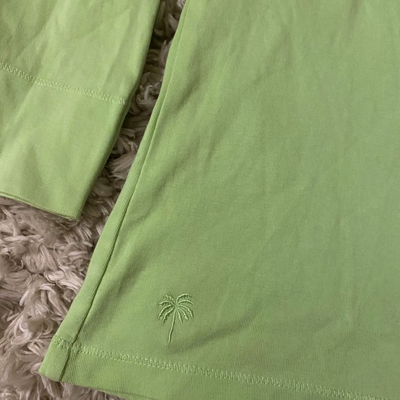 Lilly Pulitzer quarter length sleeve tee - Picture 3 of 4